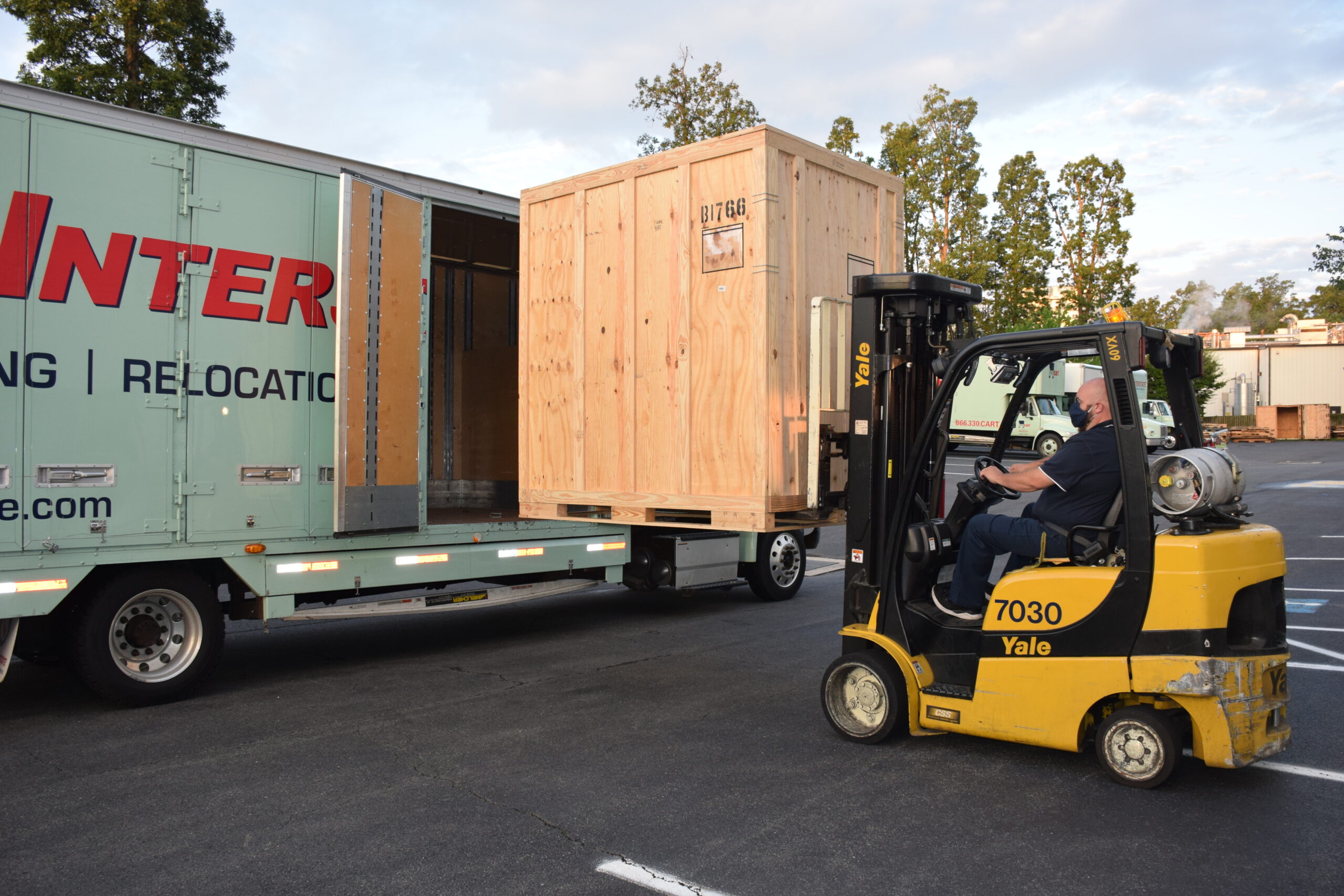 outsourcing warehousing